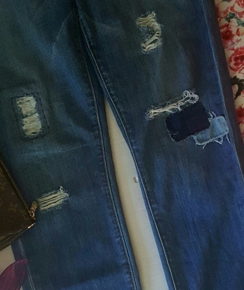 🍬PAIGE🍬 Distressed Patched Skinny Blue Jeans - Picture 2 of 8